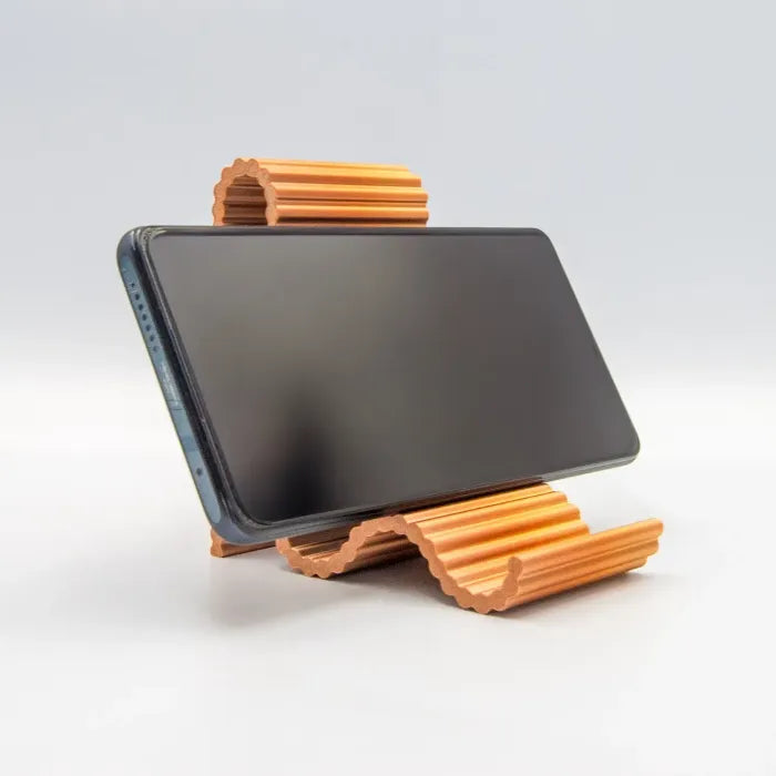 Minimalist 3D Printed Phone Stand – Stable PLA Desktop Holder for Smartphones
